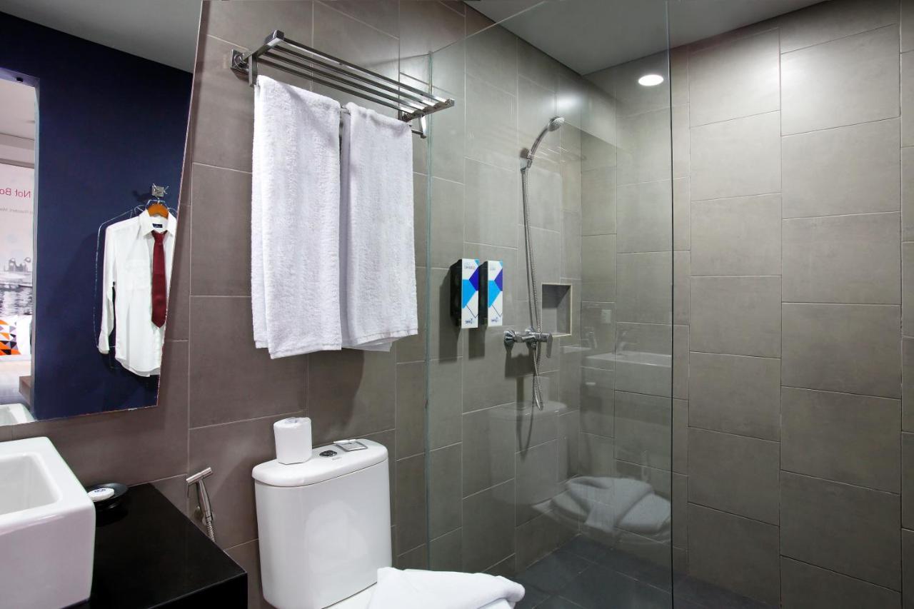 Berry Biz Hotel Sunset Road เซมินยัค ภายนอก รูปภาพ